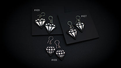 EKRJ407 Diamond shape Black & white One-of-a kind Handmade Silver Earrings