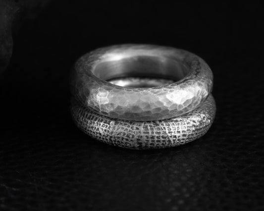 EKRJ421_Size 7_ Texture Bold Double FIne Silver Ring