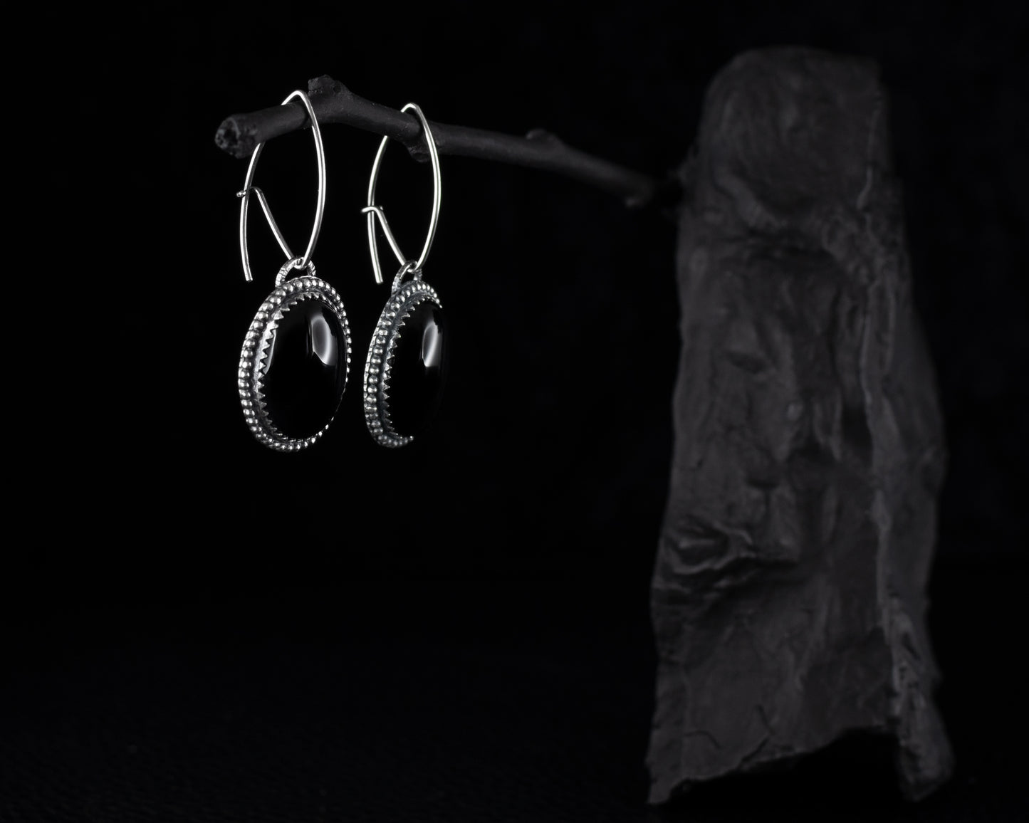 EKRJ480_Simple Dangle Black Onyx Silver Earrings