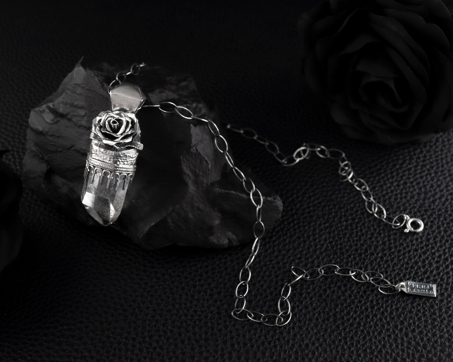 EKRJ514 Crystal Clear Quartz & Blooming Rose Bold Necklace