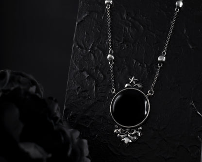 EKRJ516 Black Onyx Antique-style Handmade Silver Necklace