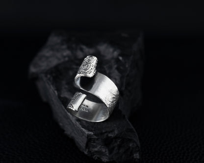 EKRJ550_Size 6~9_Curly cue ribbon silver ring