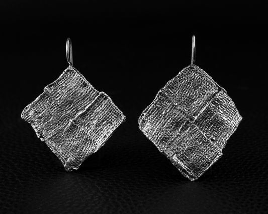 EKRJ182 Fabric Texture Silver Unique Earrings