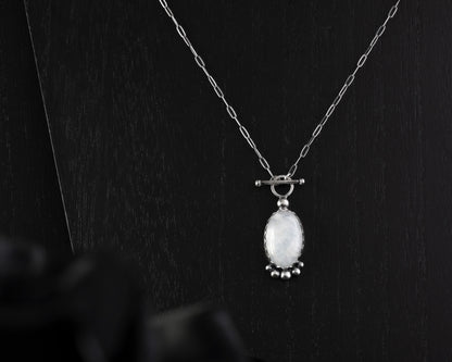 EKRJ556 Moonstone Silver Necklace