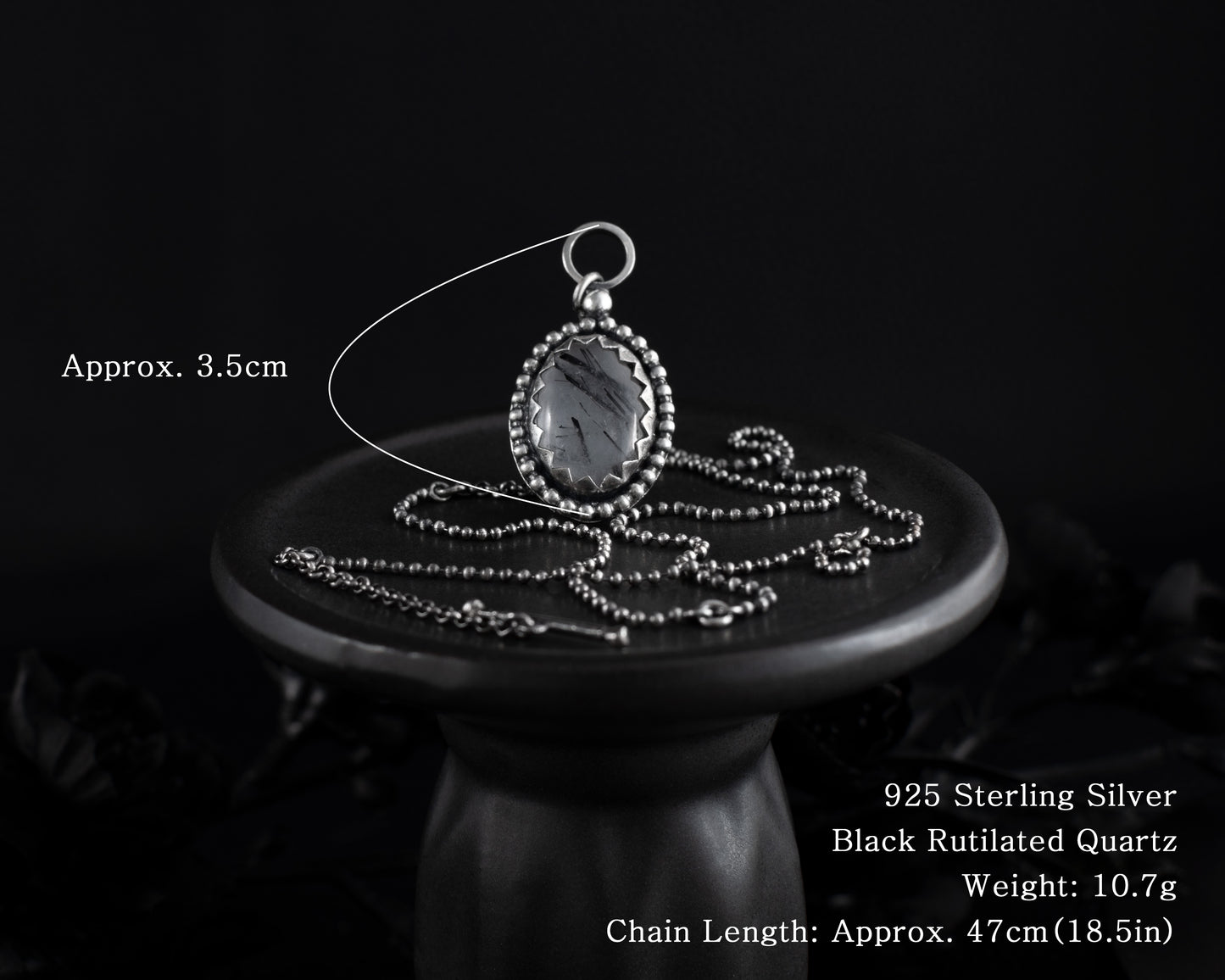 EKRJ561 Black Rutilated Quartz Silver Necklace
