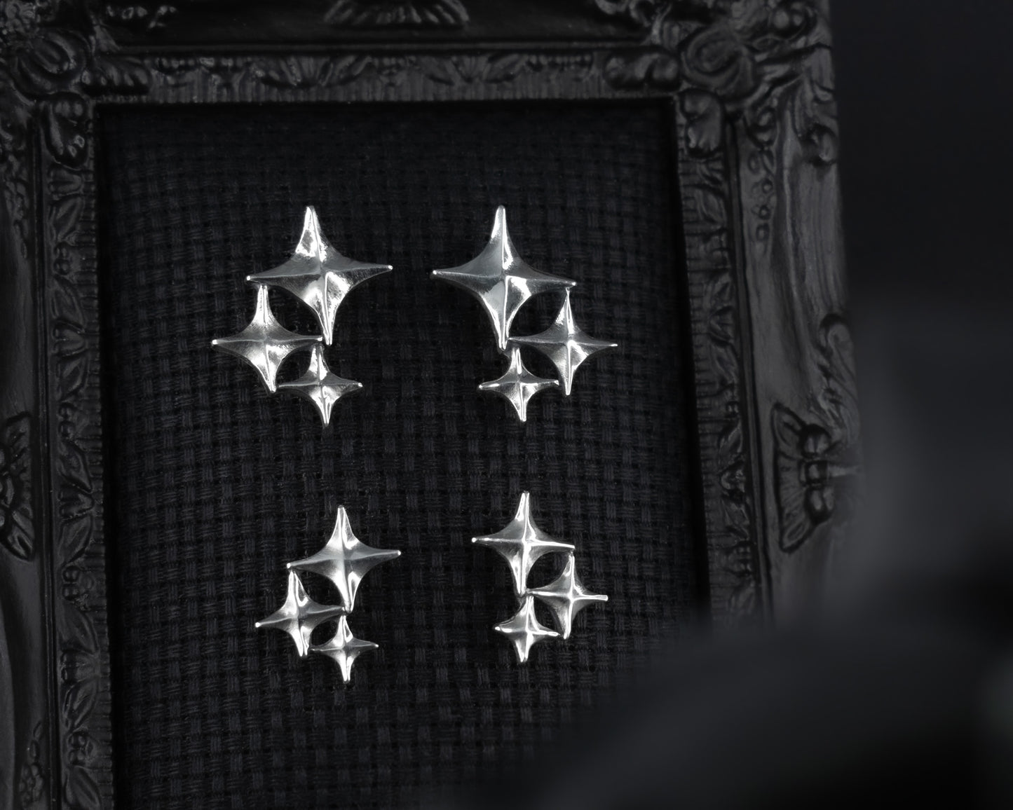 EKRJ605 Triple Twinkle Star Silver Earrings