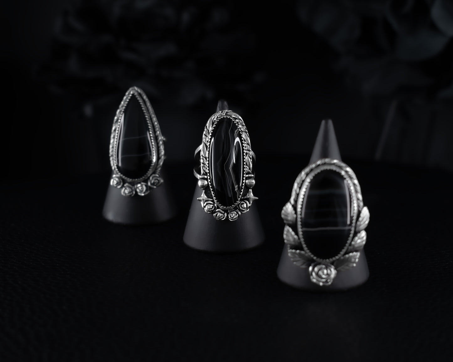EKRJ613_Fits 7~7.5_Black Onyx Rose Silver Ring