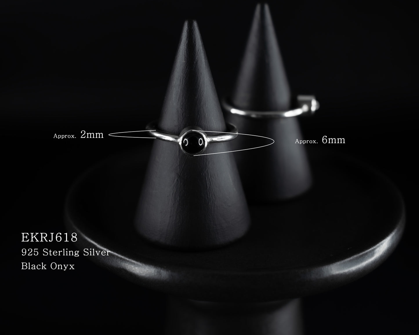 EKRJ618_ All Size_Tiny Black Onyx Minimalist Silver Ring
