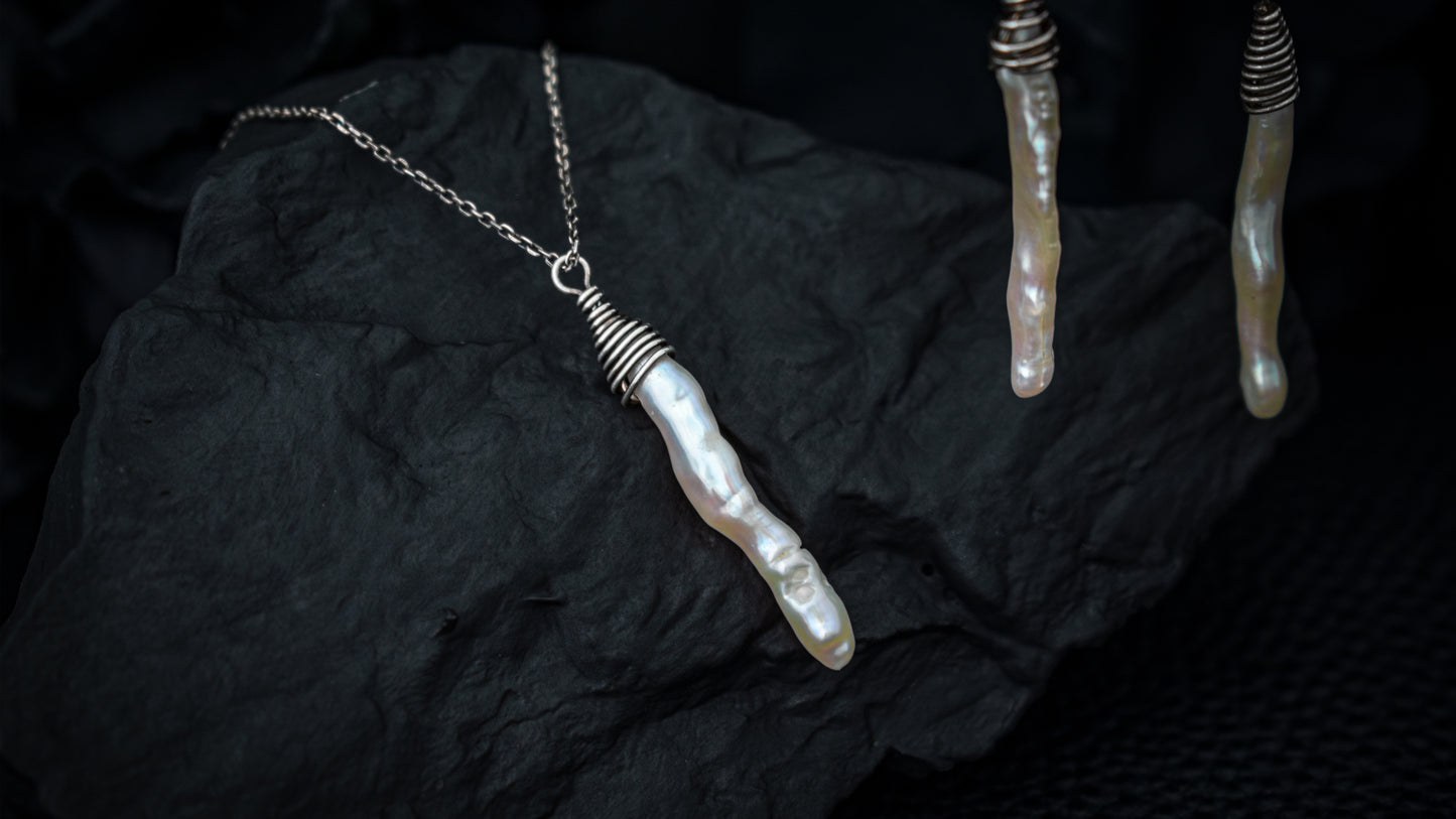 EKRJ226_Freshwater Pearls Silver Necklace