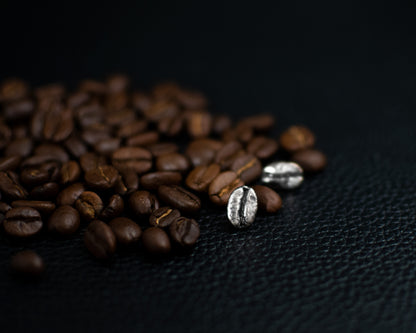 EKRJ376_Coffee Bean Handmade Silver Earrings